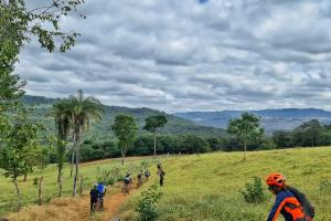 GUIADO>> SERRA DO ESPINHAÇO >> GRÃO MOGOL >> 3 NOITES