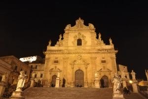GUIADO >> SICÍLIA  >> BIKE TOUR >> 7 NOITES