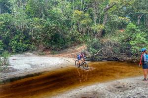 GUIADO >> TRAVESSIA DAS AGUAS VERTENTES >> SERRA DO ESPINHAÇO >> 4 NOITES