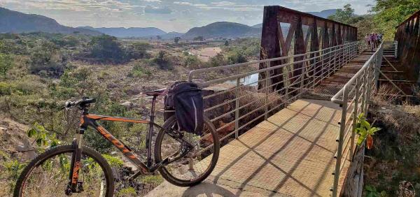 GUIADO>>CORDILHEIRA DO ESPINHAÇO>> MOUNTAIN BIKE TOUR>> 4 NOITES