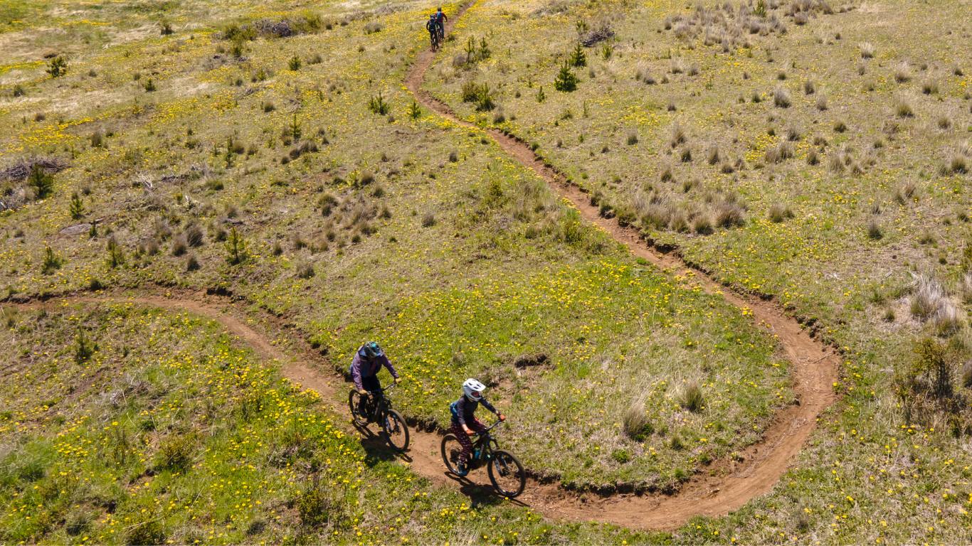 GUIADO >> PEDAL DA PATAGONIA >> E-MTB TOUR >> REVEILLON 2025