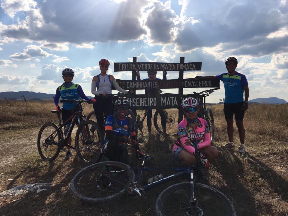 GUIADO>>CORDILHEIRA DO ESPINHAÇO>> MOUNTAIN BIKE TOUR>> 4 NOITES