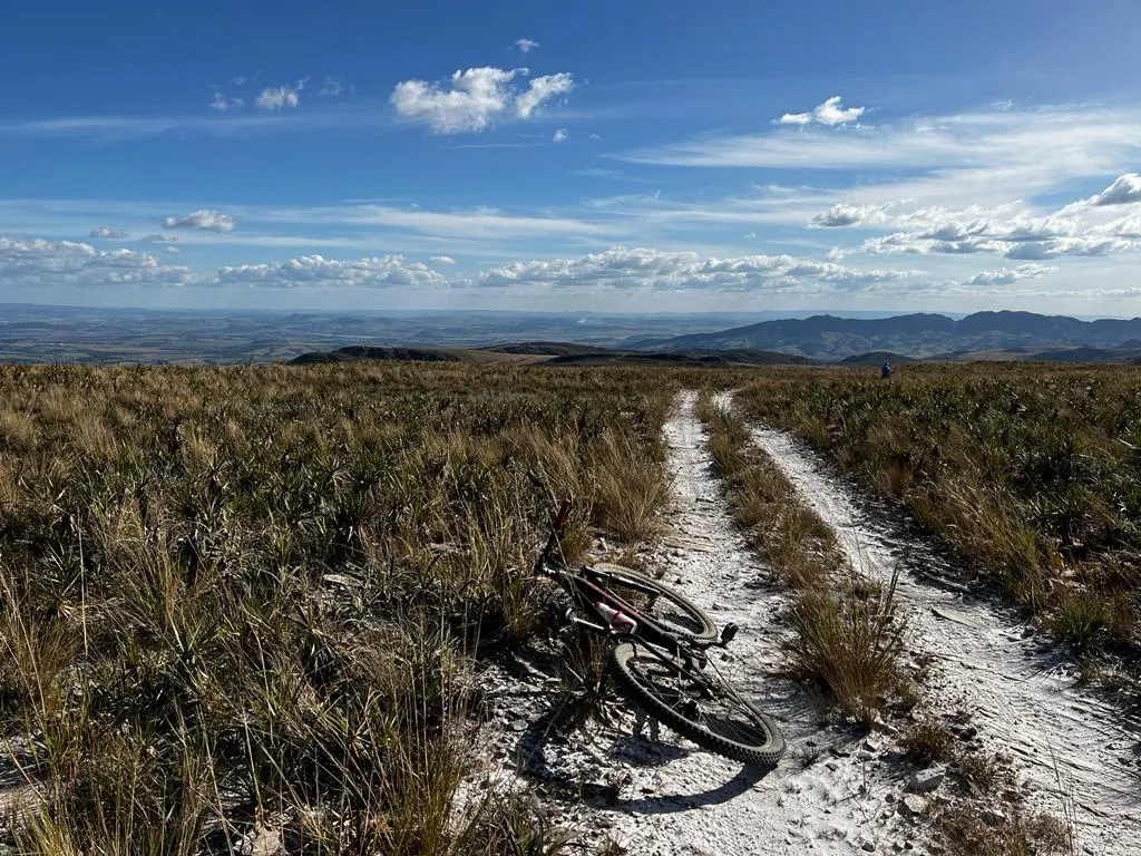 GUIADO >> MOUNTAIN BIKE TOUR >> SERRA DA CANASTRA