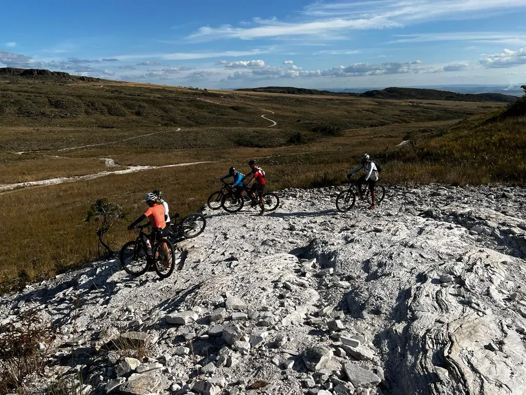 GUIADO >> MOUNTAIN BIKE TOUR >> SERRA DA CANASTRA