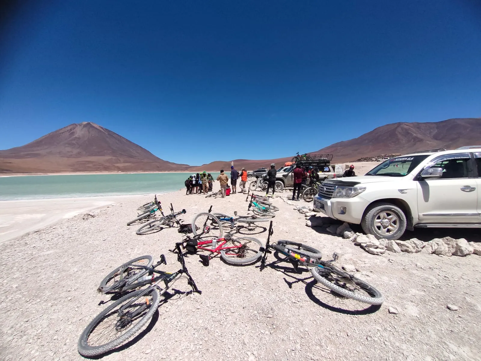 GUIADO >> BOLÍVIA, DEATH ROAD, SALAR DE UYUNI E ATACAMA >> MOUNTAIN BIKE TOUR >> 7 NOITES