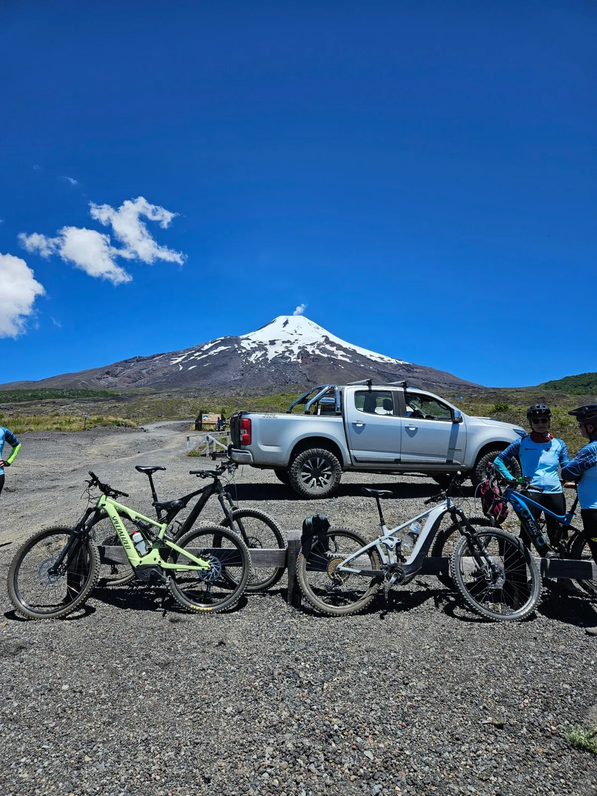 GUIADO >> MOUNTAIN BIKE TOUR >> VULCÕES DO CHILE MTB TOUR